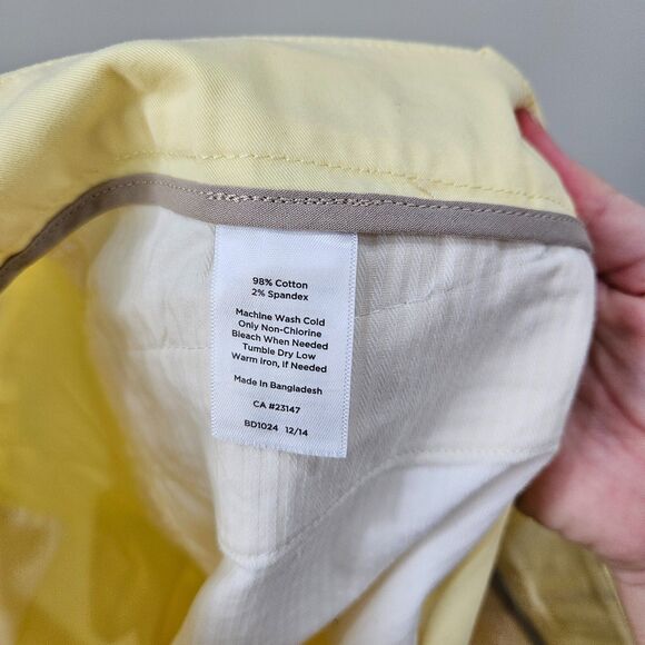 Talbots Womens Bermuda Shorts Size 20 Yellow Mid Rise Cotton Blend Summer Resort - Picture 5 of 8